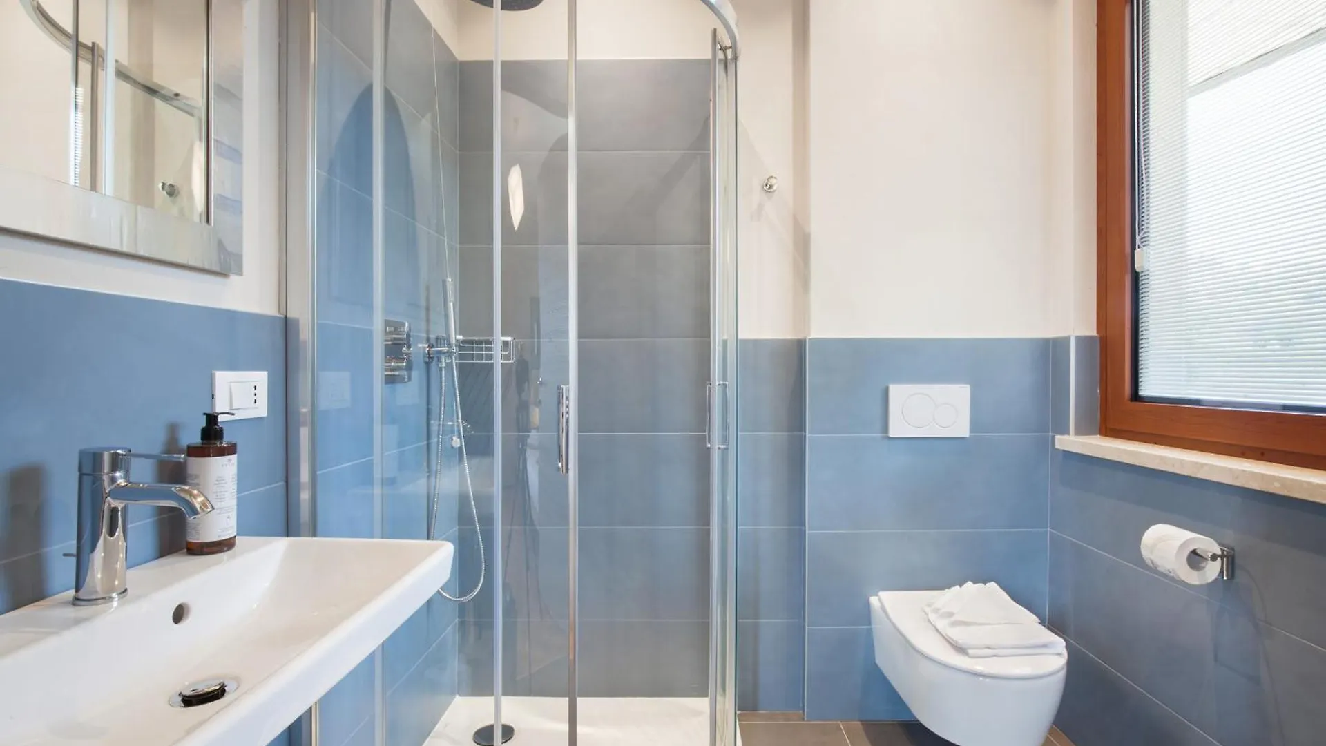 Ca' Le Terrazze With Pool Villa Garda  Italy